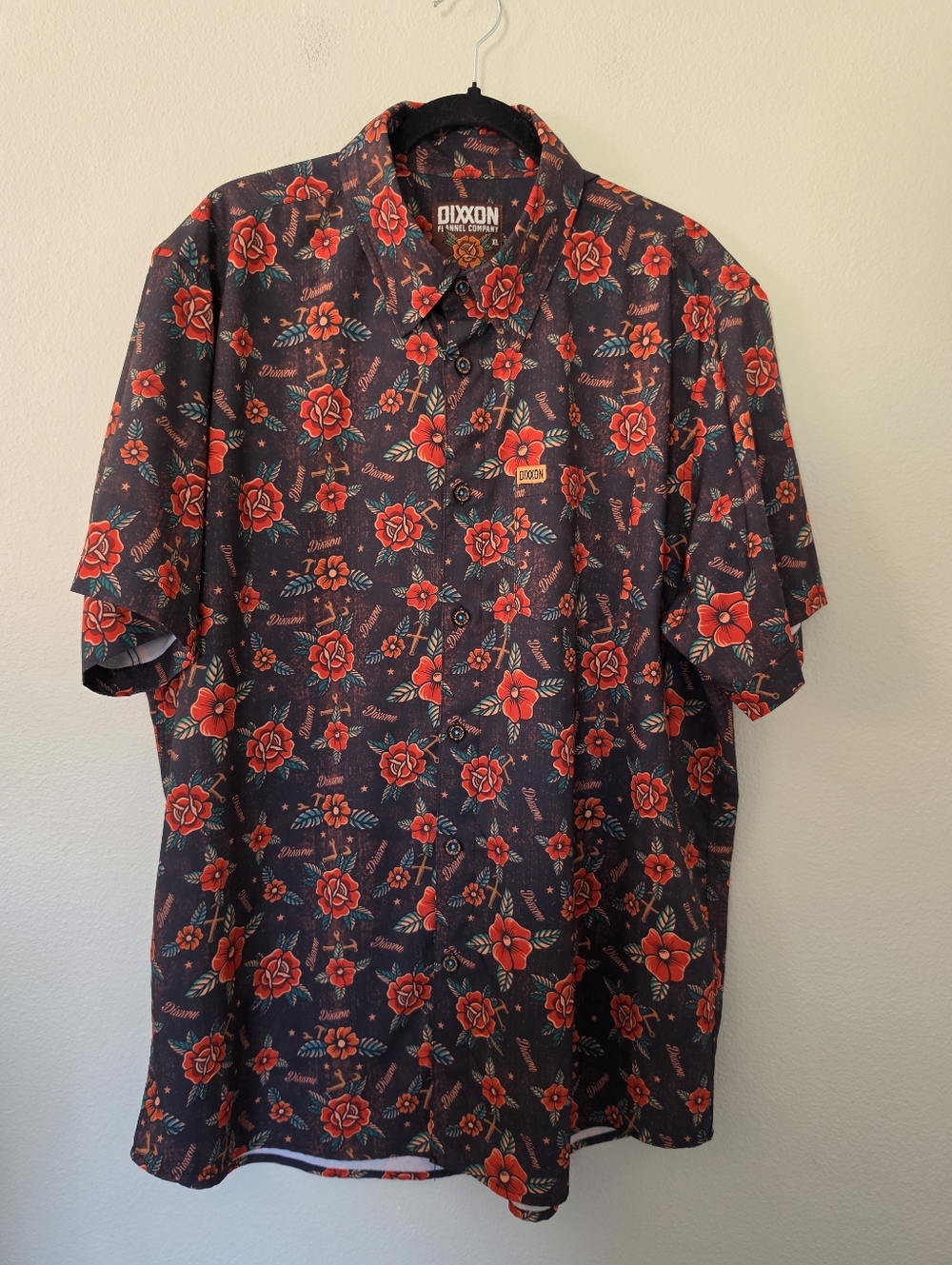 NWOT Men's Dixxon Flannel Co Stay Gold Party Shirt Roses Short Sleeve XL